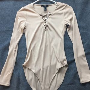 COPY - Long sleeve tie front beige bodysuit